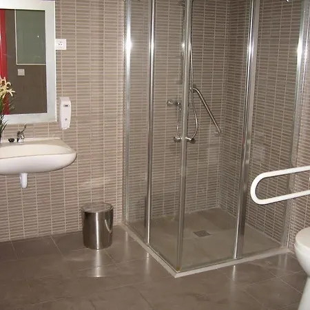 Хостел Bilbao Central Rooms *